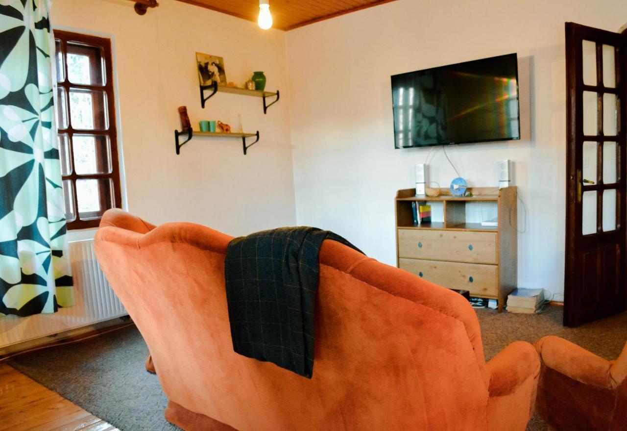 Grandpa'S Hidden Crib, 6 Bedroom, Pet Friendly Sinaia Exterior photo